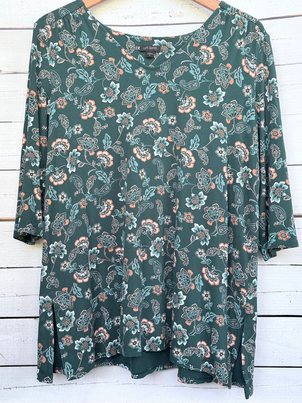 J. Jill Wearever Floral Paisley V-Neck Tunic Top – 3/4 Sleeve Size Medium - Picture 2 of 5